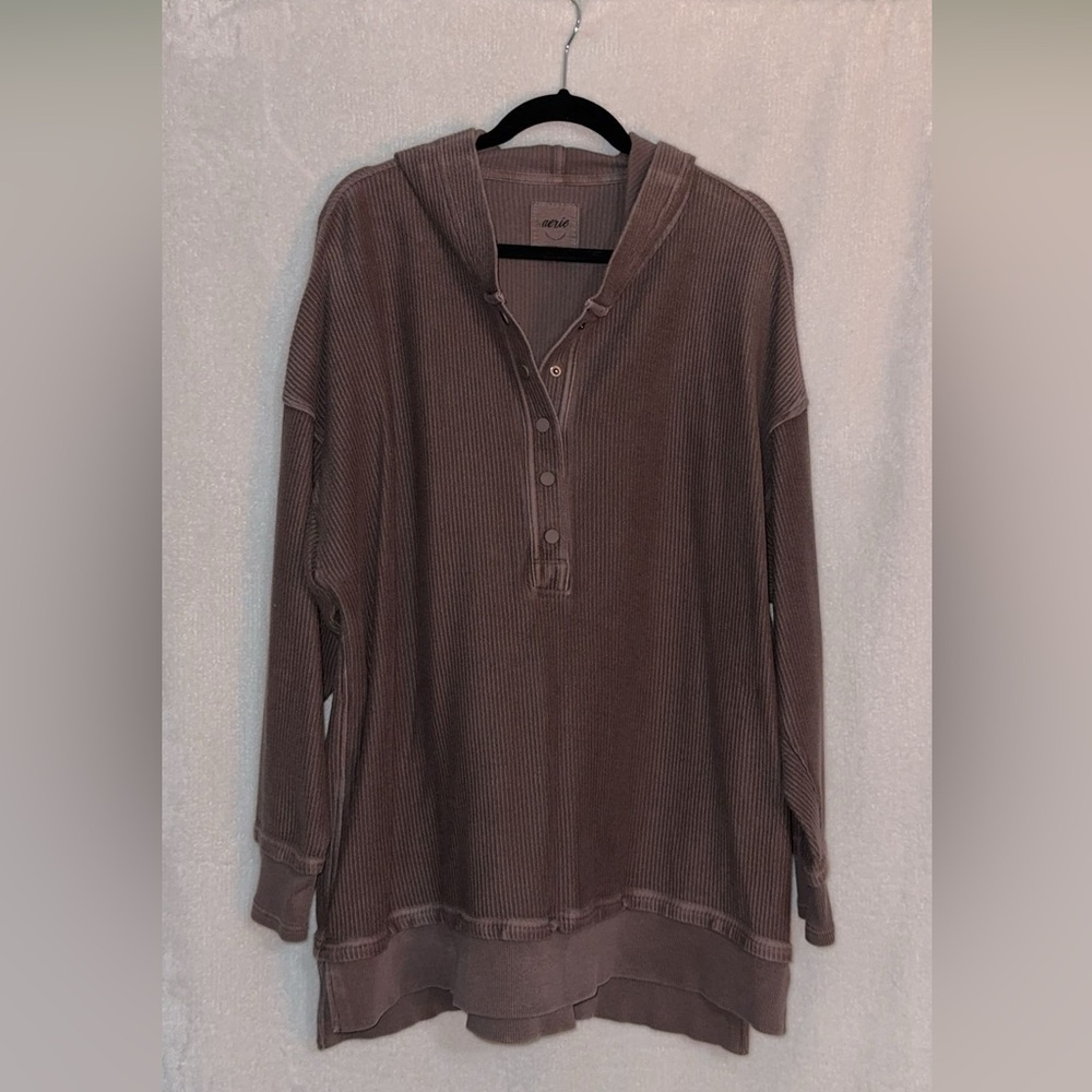 Women’s Arie long sleeve with buttons and hood, Brown, size L (Oversized)